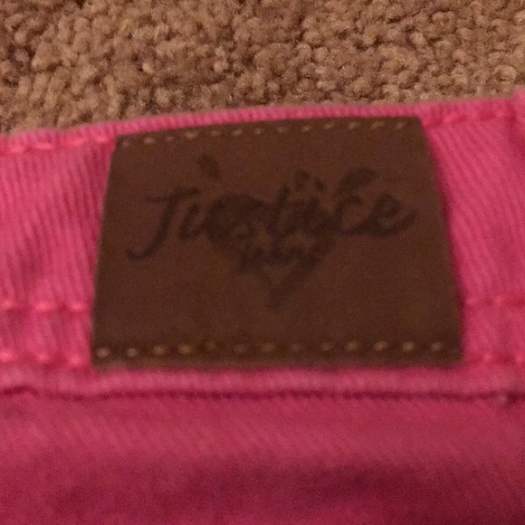 Cute summery blue and pick jean shorts. - Picture 6 of 7